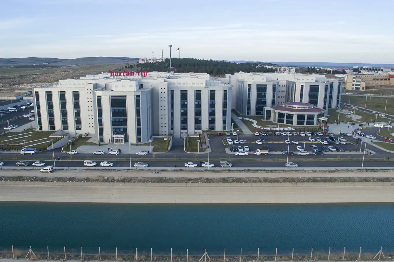 Harran Üniversitesi'nden taşeron personellerin işten çıkarılacağı iddialarına yönelik açıklama