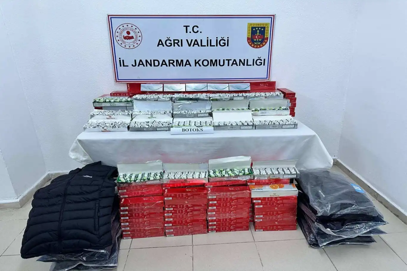 Ağrı'da jandarma tarafından yapılan denetimler sürüyor