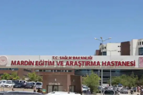 Mardin’de 67 öğrenci gıda zehirlenmesi nedeniyle hastaneye kaldırıldı 