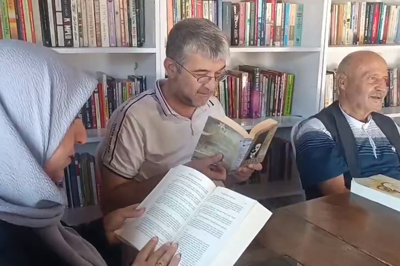 Tarihi konak okuma salonu oldu