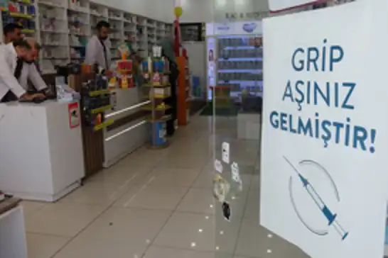 Eczacılar grip aşısı yetersizliğinden şikâyetçi: Talep çok, aşı yok
