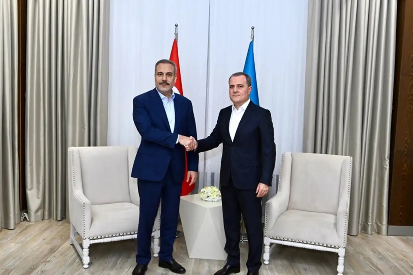 Bakan Fidan, Azerbaycanlı mevkidaşı Bayramov ile görüştü Bakan Fidan, Azerbaycanlı mevkidaşı Bayramov ile görüştü