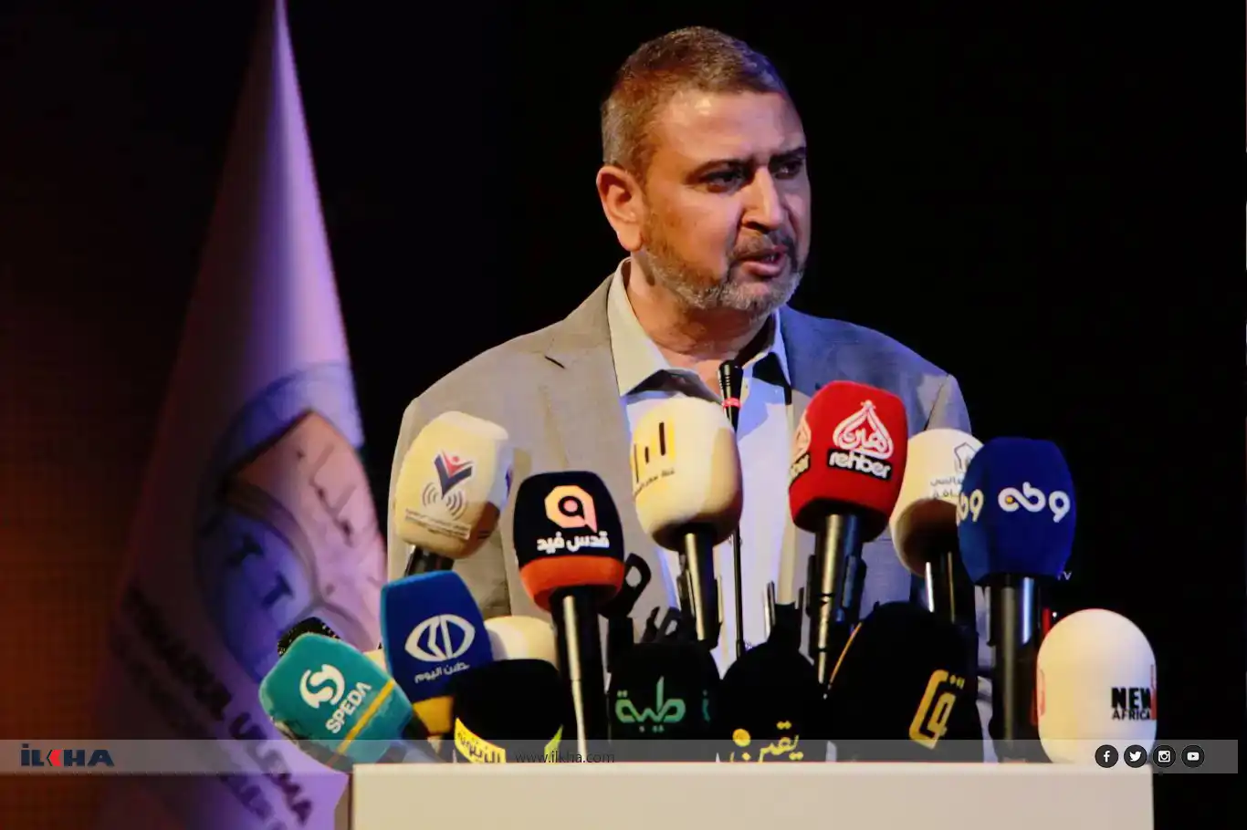 ابو زهری: شهر غزه مردمی دارد که در خانههای خدا پرورش یافتهاند ابو زهری: شهر غزه مردمی دارد که در خانههای خدا پرورش یافتهاند
