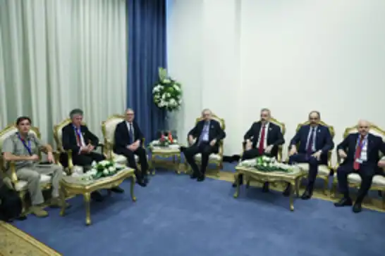 Erdoğan meets UK PM Starmer at Sharm El Sheikh summit