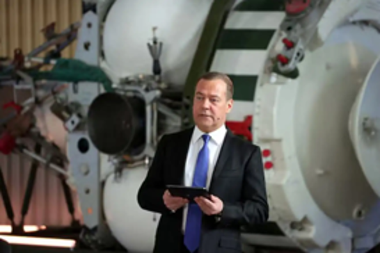 Medvedev warns of “catastrophic consequences” if U.S. supplies Tomahawk missiles to Ukraine