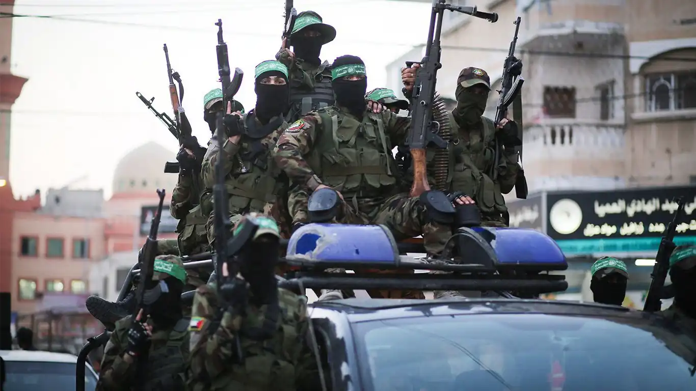 قوة رادع التابعة لأمن المقاومة تنفذ حملة أمنية واسعة بغزة وتعتقل عملاء وخارجين عن القانون