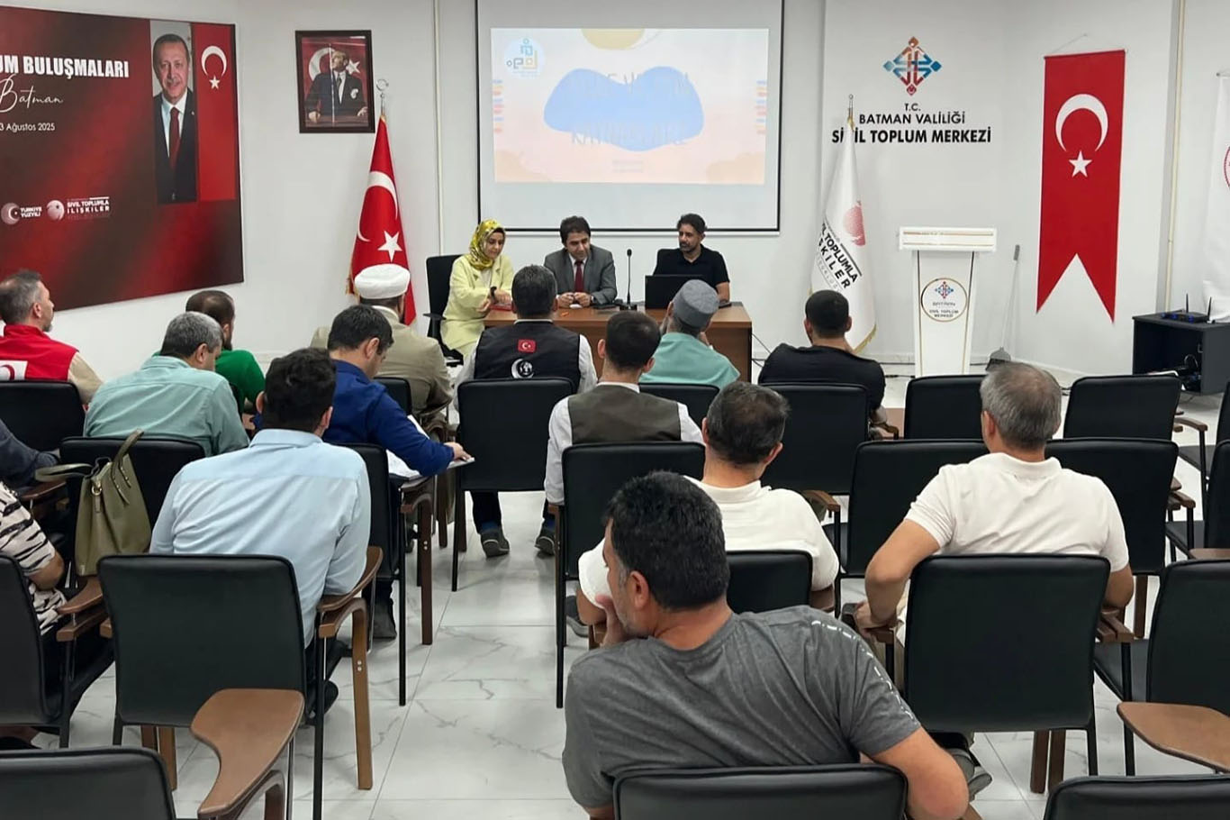 Sivil toplum kuruluşlarına proje eğitimi düzenlendi Sivil toplum kuruluşlarına proje eğitimi düzenlendi