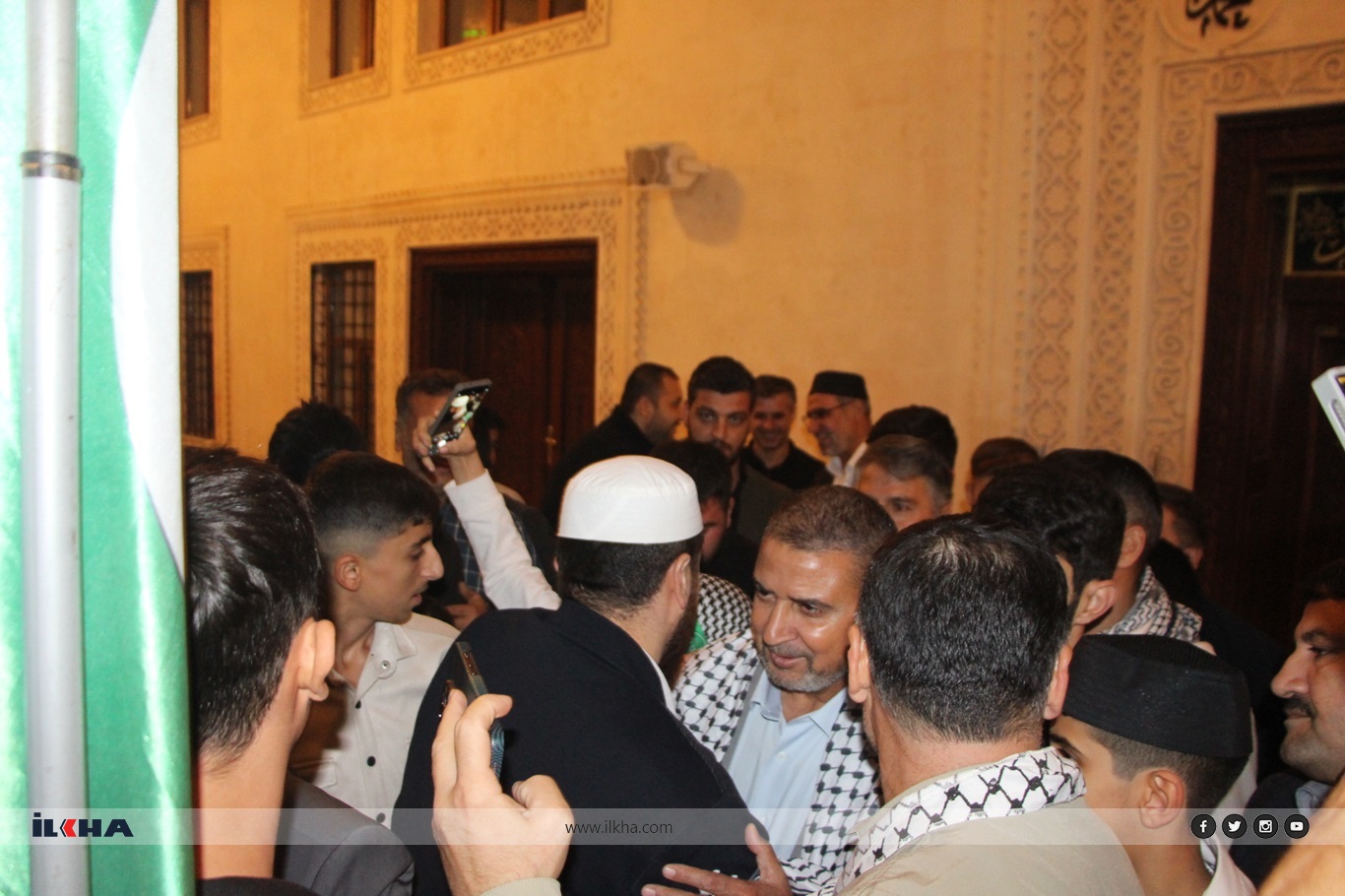 Samî Ebû Zuhrî: Em ê heta rizgarkirina Qudsê micadeleya xwe bidomînin Samî Ebû Zuhrî: Em ê heta rizgarkirina Qudsê micadeleya xwe bidomînin