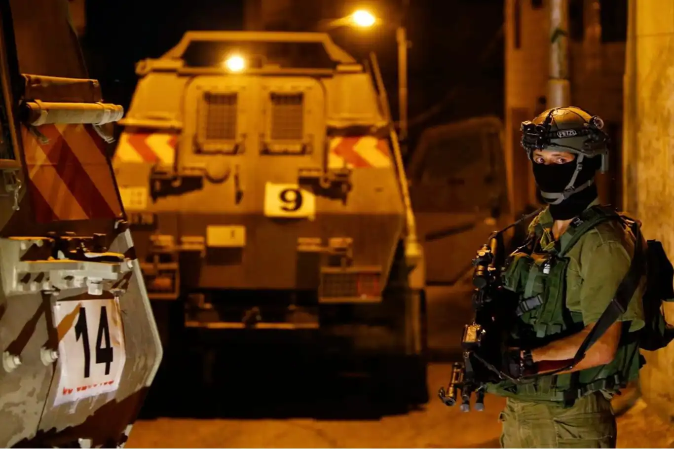 Israeli forces kill Palestinian man in brutal assault near occupied Jerusalem Israeli forces kill Palestinian man in brutal assault near occupied Jerusalem