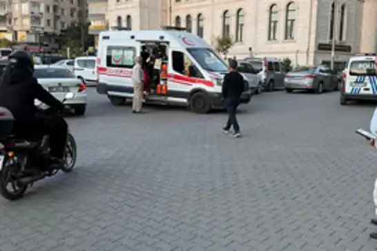 Siirt’te bıçaklı kavga: 15 yaşındaki çocuk yaralandı