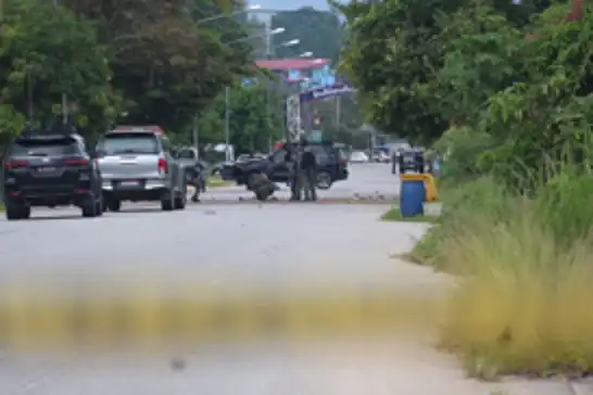 Tayland'ın güneyinde meydana gelen bombalı saldırıda 14 kişi yaralandı