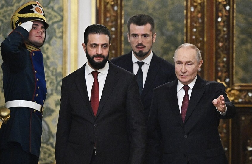 الكرملين يوضح تفاصيل لقاء بوتين والشرع حول الأسد والقضايا الإقليمية الكرملين يوضح تفاصيل لقاء بوتين والشرع حول الأسد والقضايا الإقليمية