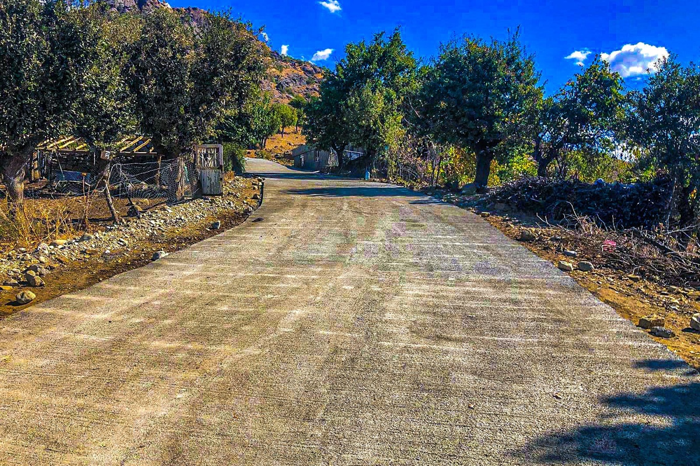 Batman'da kırsal bölgelerde yol çalışmaları tamamlandı Batman'da kırsal bölgelerde yol çalışmaları tamamlandı