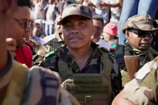 Madagaskar'da darbeyi gerçekleştiren Randrianirina cumhurbaşkanı ilan edilecek