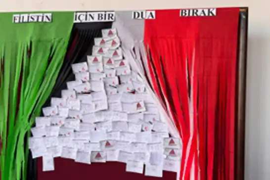 Mescid-i Aksa ve Umut 2" tiyatro programı büyük ilgi gördü