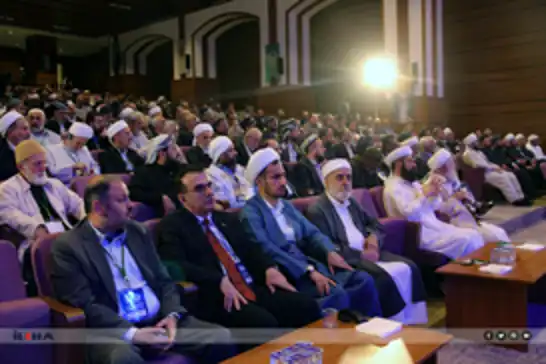 زانایان: ئەگەر خێزان سەڵامەت بێت کۆمەڵگاکە سەڵامەت و تەندروست و سەرکەوتوو دەبێت
