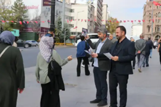 HÜDA PAR Ankara'da fotoğraf sergisi açarak imza kampanyası başlattı