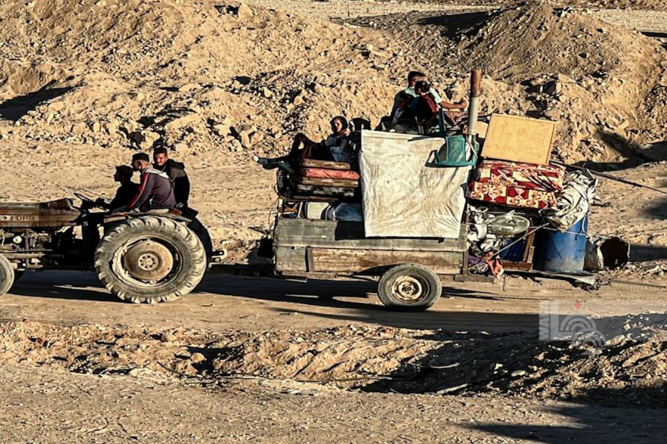 Gazze’nin kuzeyinde yerinden edilenler evlerine dönmeyi sürdürüyor Gazze’nin kuzeyinde yerinden edilenler evlerine dönmeyi sürdürüyor