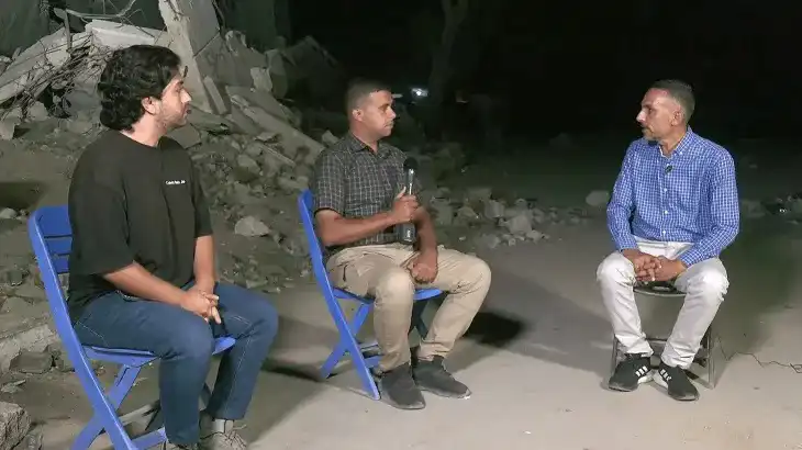 مسؤول فلسطيني: الصليب الأحمر يبحث عن جثامين الإسرائيليين ويتجاهل آلاف الفلسطينيين تحت الأنقاض مسؤول فلسطيني: الصليب الأحمر يبحث عن جثامين الإسرائيليين ويتجاهل آلاف الفلسطينيين تحت الأنقاض