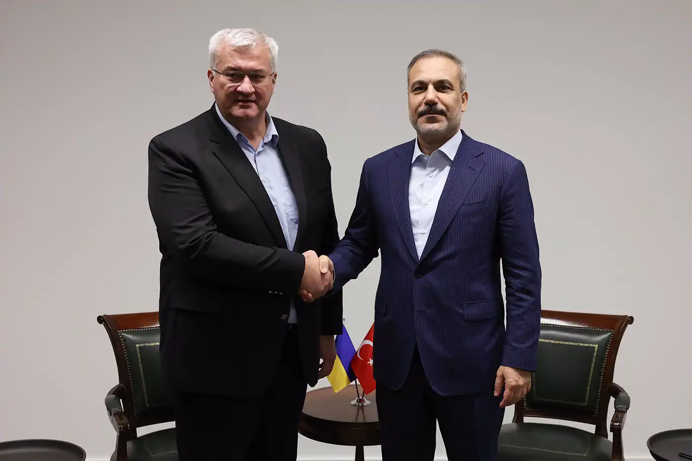 Bakan Fidan, Ukrayna Dışişleri Bakanı Sybiha ile görüştü Bakan Fidan, Ukrayna Dışişleri Bakanı Sybiha ile görüştü