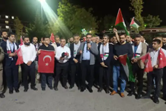 Şırnak'ta vatandaşlar Sumud Filosu’na destek için sokaklara çıktı
