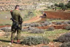 Siyonist rejim Ramallah'ta 35 dönüm Filistin toprağına el koydu