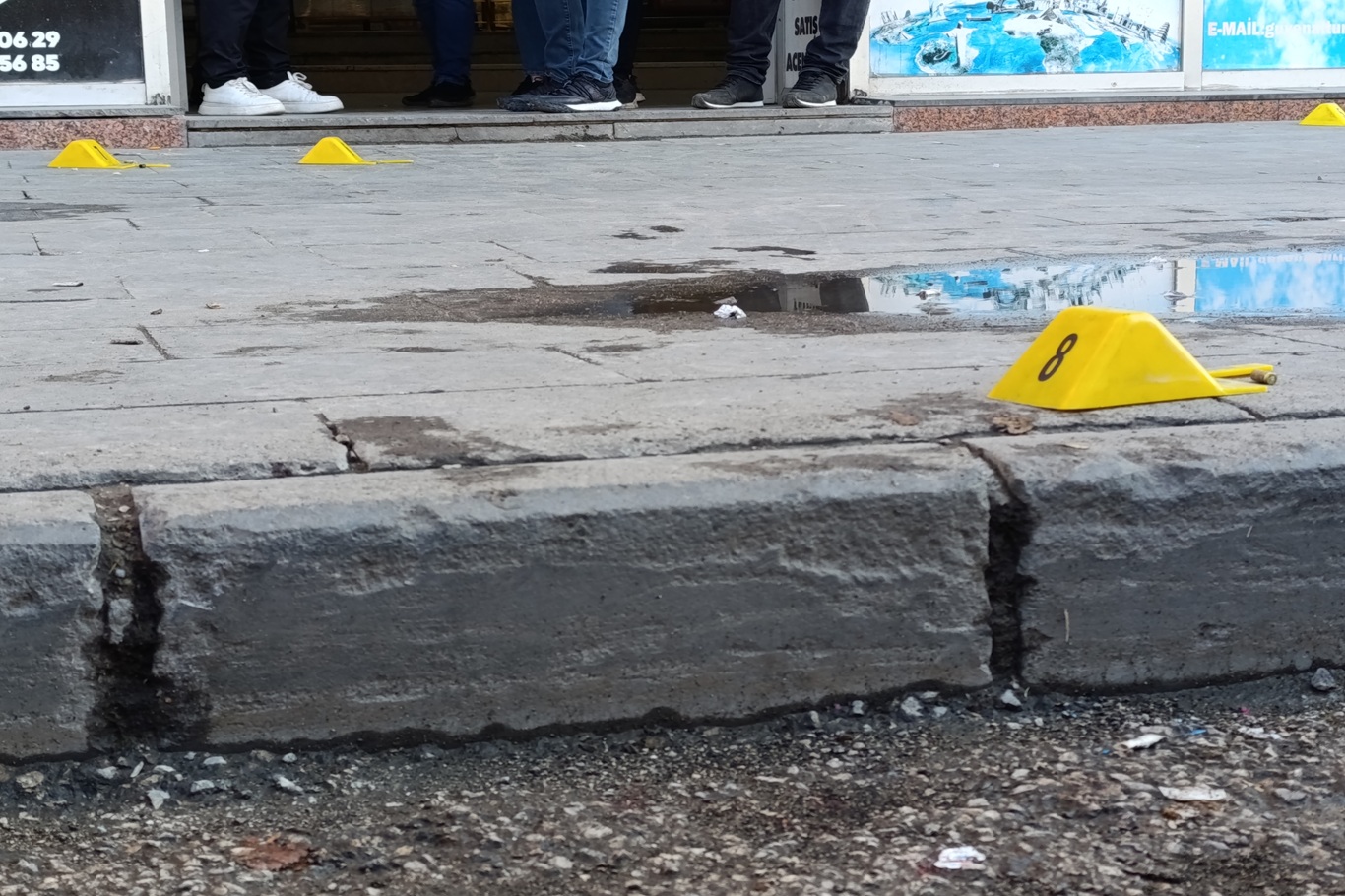 Ağrı'da aileler arasında çıkan kavgada 4 kişi yaralandı