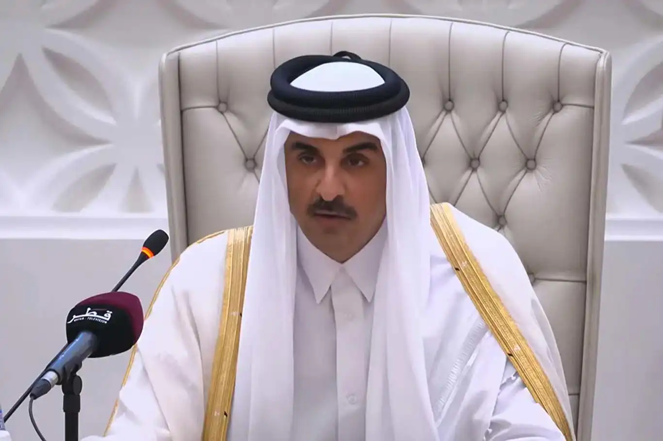Katar Emiri: Gazze'de yaşananlar bir soykırım, siyonist rejim ateşkesi ihlal ediyor Katar Emiri: Gazze'de yaşananlar bir soykırım, siyonist rejim ateşkesi ihlal ediyor