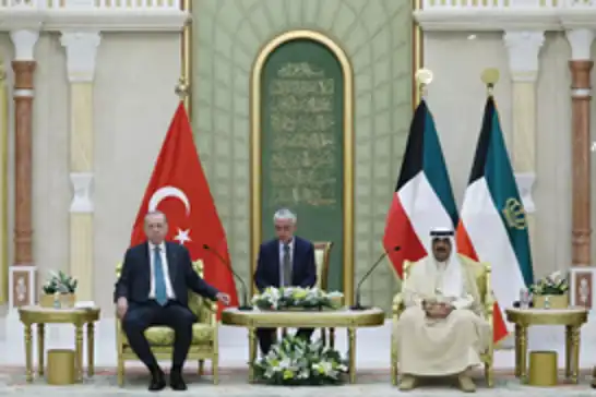 تركيا والكويت توقعان عددا من الاتفاقيات خلال زيارة الرئيس التركي إلى الكويت