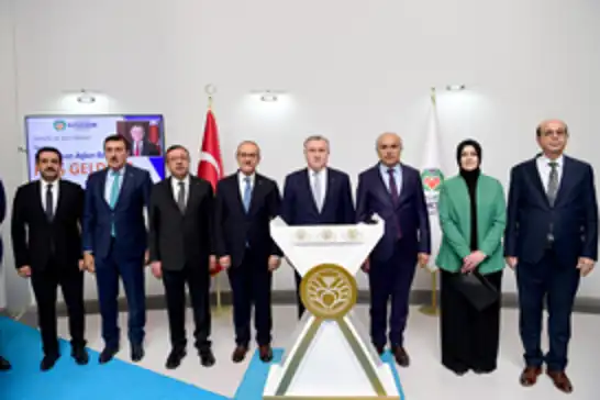 Bakan Bak'tan Malatya Büyükşehir Belediyesi'ne ziyaret