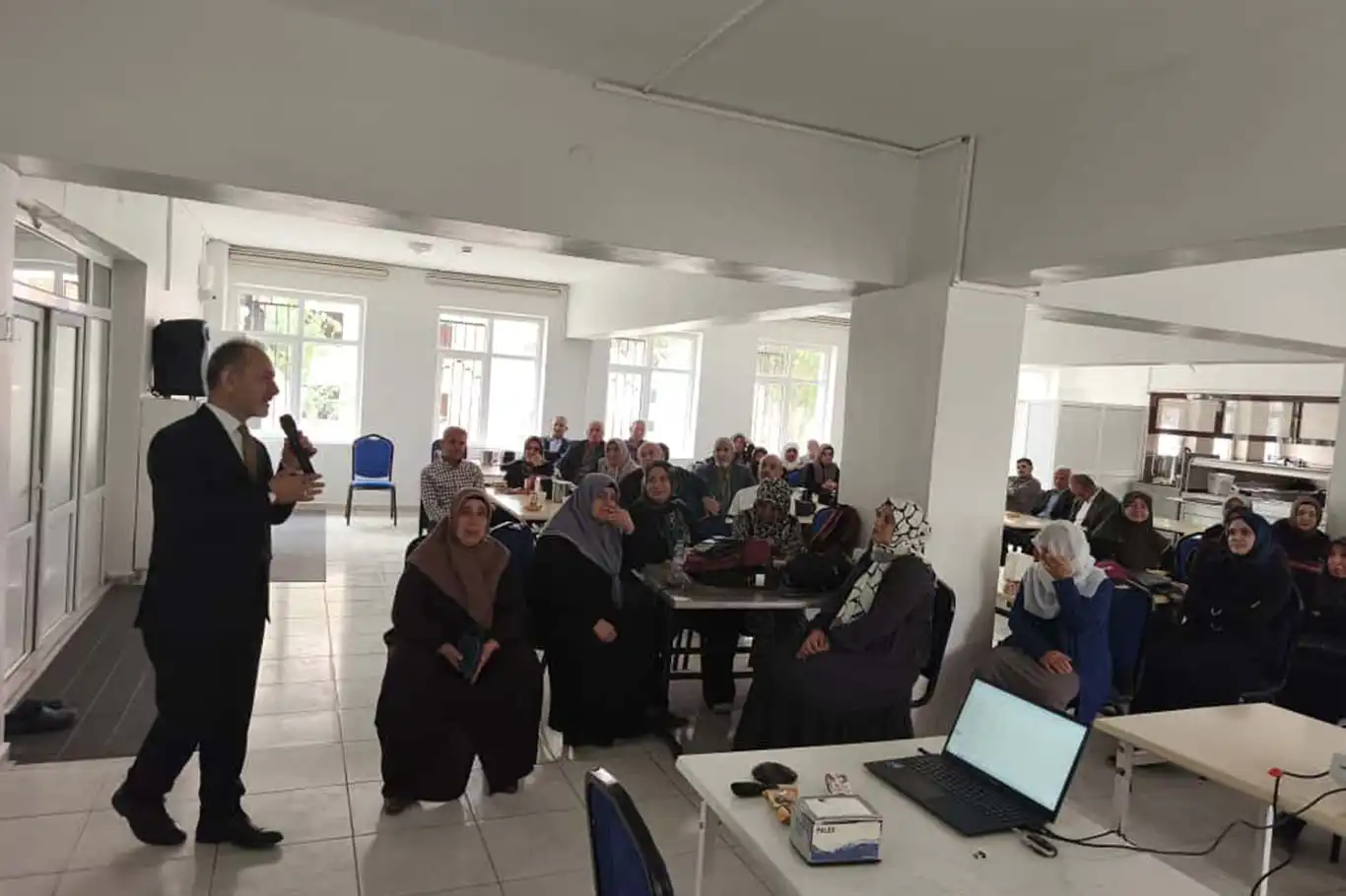 Adıyaman İl Müftülüğü'nden umre semineri Adıyaman İl Müftülüğü'nden umre semineri