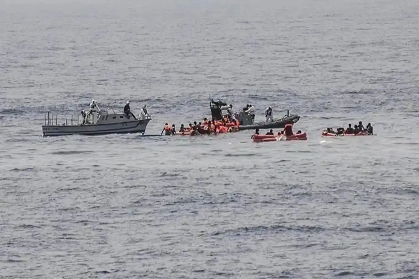 At least 40 dead as migrant boat sinks off Tunisia At least 40 dead as migrant boat sinks off Tunisia