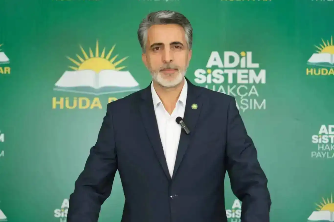 هودا پار سەبارەت بە مشتومڕ لەسەر شیعری "کوردی" لێدوانێکی دا: دەبێت ئاستەنگەکانی بەردەم زمانی دایک لاببرێن هودا پار سەبارەت بە مشتومڕ لەسەر شیعری "کوردی" لێدوانێکی دا: دەبێت ئاستەنگەکانی بەردەم زمانی دایک لاببرێن