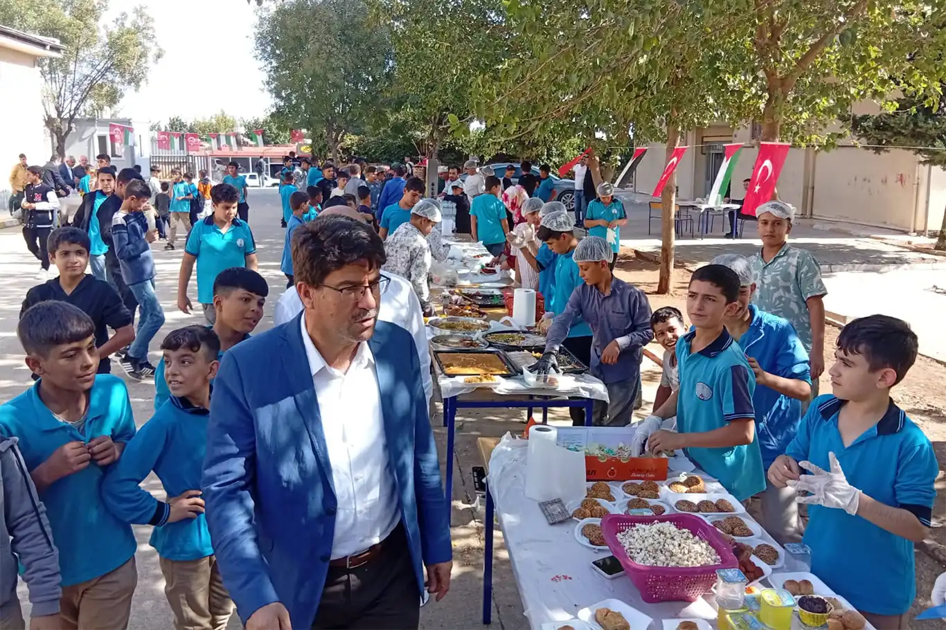 Şanlıurfa’da Gazze için onlarca kermes düzenleniyor Şanlıurfa’da Gazze için onlarca kermes düzenleniyor