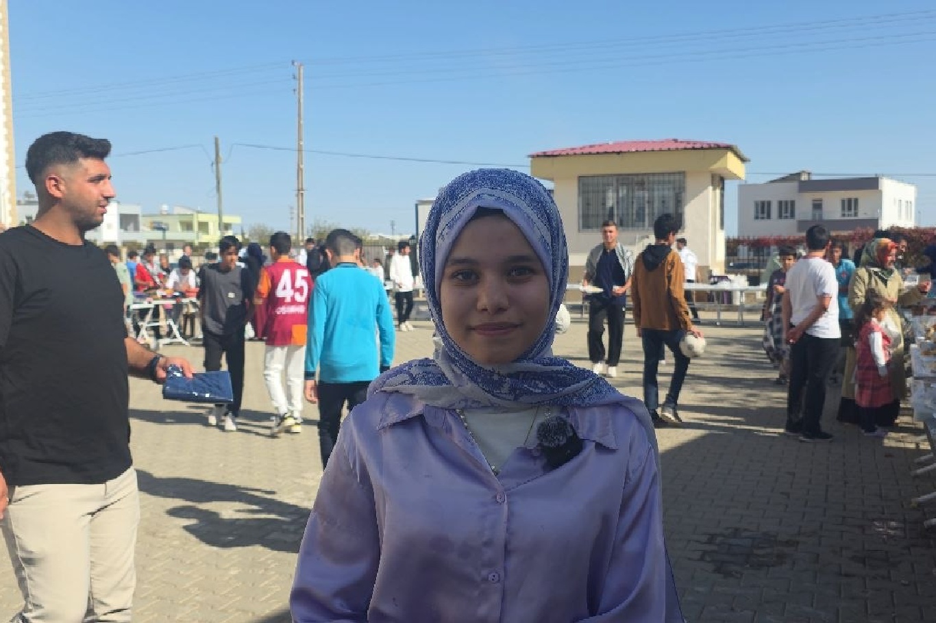 Kahta’da imam hatip öğrencileri Gazze için kermes düzenledi Kahta’da imam hatip öğrencileri Gazze için kermes düzenledi