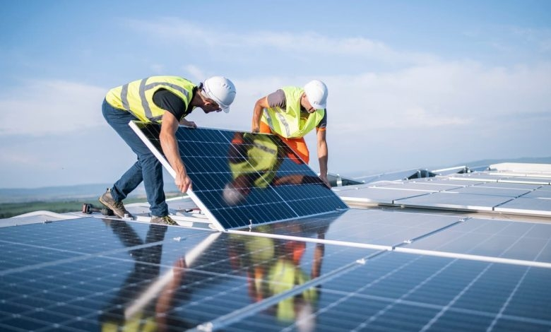 الإمارات.. تبدأ بناء أكبر مشروع للطاقة الشمسية في العالم الإمارات.. تبدأ بناء أكبر مشروع للطاقة الشمسية في العالم