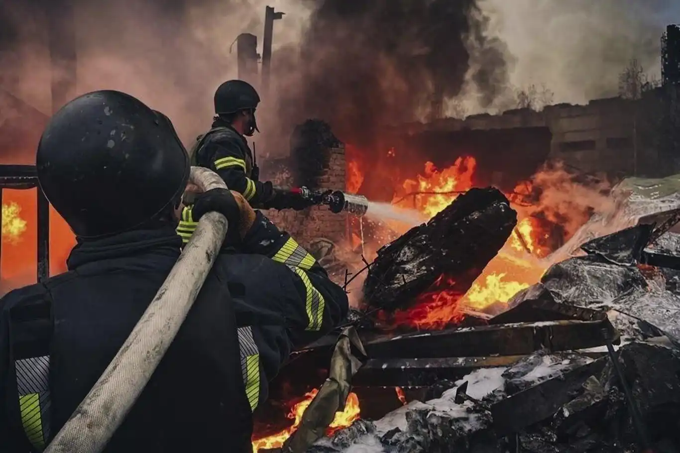Rus ordusu balistik füzeyle Ukrayna'nın başkenti Kiev'i hedef aldı  Rus ordusu balistik füzeyle Ukrayna'nın başkenti Kiev'i hedef aldı