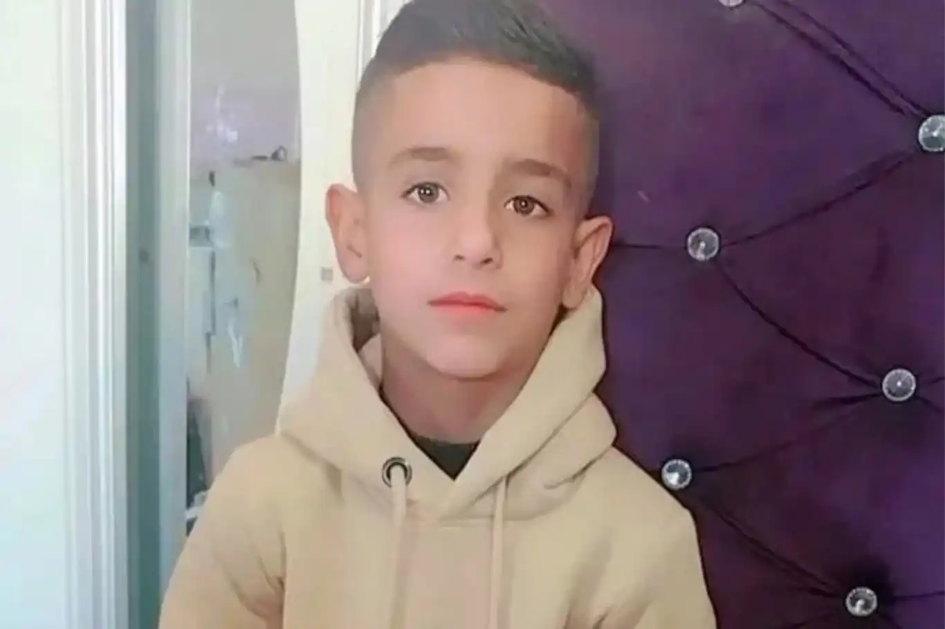 هآرتس: جنود إسرائيليون يحتفلون بقتل طفل فلسطيني يبلغ من العمر تسع سنوات هآرتس: جنود إسرائيليون يحتفلون بقتل طفل فلسطيني يبلغ من العمر تسع سنوات