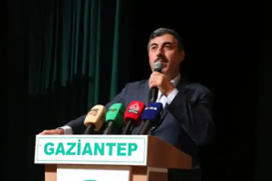 عزيز أكتان: يجب أن نحافظ على وعي الصلاة حيًا في حياتنا