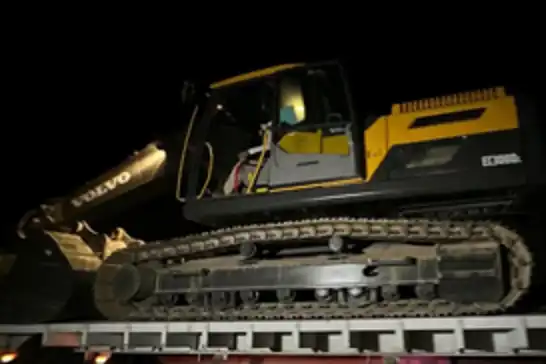 Egypt deploys excavators to Gaza to recover bodies of Israeli captives