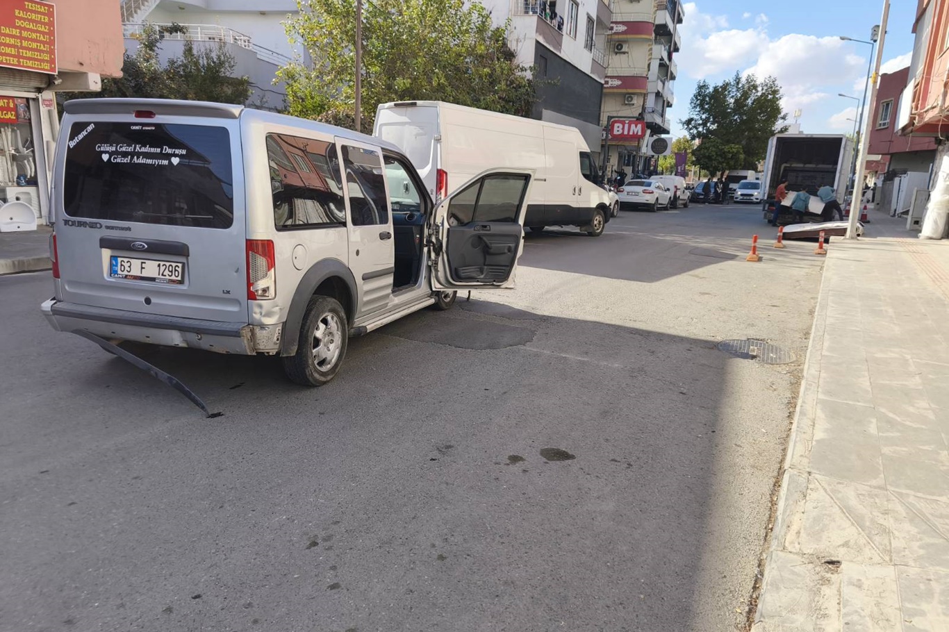 Batman'da "Dur" ihtarına uymayan araç kovalamaca sonucu kaza yaptı Batman'da "Dur" ihtarına uymayan araç kovalamaca sonucu kaza yaptı