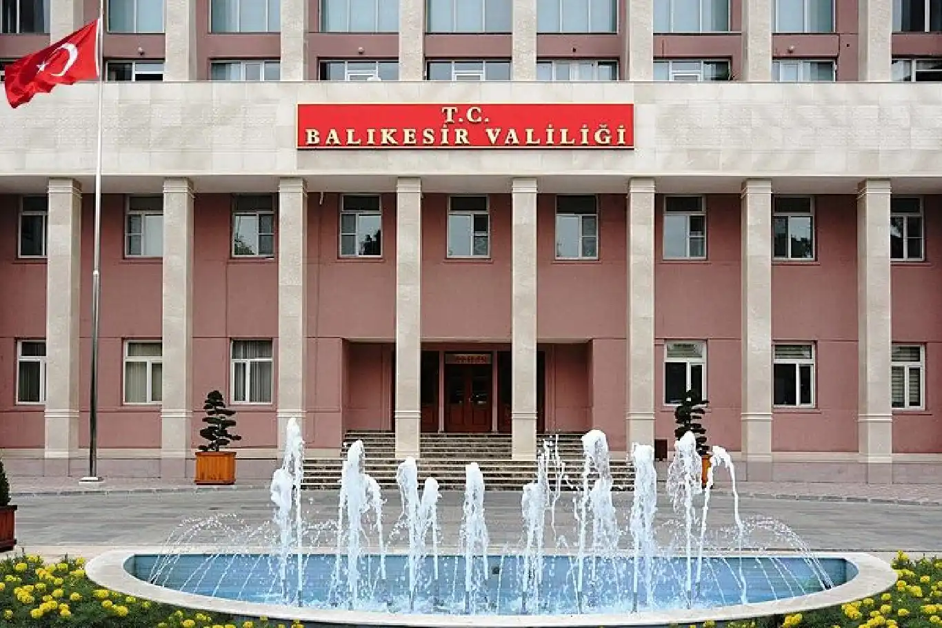 Balıkesir'de okullar 1 gün tatil edildi Balıkesir'de okullar 1 gün tatil edildi