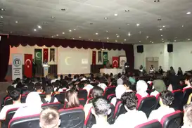 Doç. Dr. Öz: Bağımlılık, nefsani dürtülerin neticesinde hasıl olan bir idrake tabi olmaktır Doç. Dr. Öz: Bağımlılık, nefsani dürtülerin neticesinde hasıl olan bir idrake tabi olmaktır