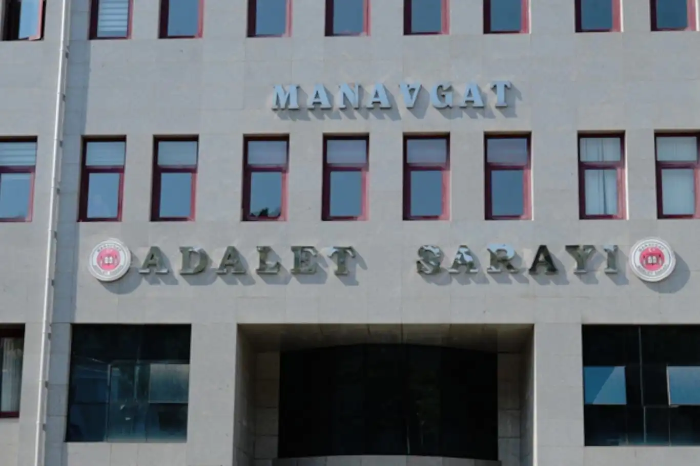 Manavgat Belediyesi’ne yönelik soruşturmada 24 şüpheli daha gözaltına alındı Manavgat Belediyesi’ne yönelik soruşturmada 24 şüpheli daha gözaltına alındı