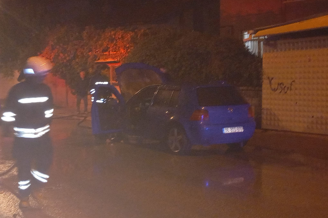 Konya’da seyir halindeki otomobil alev aldı Konya’da seyir halindeki otomobil alev aldı