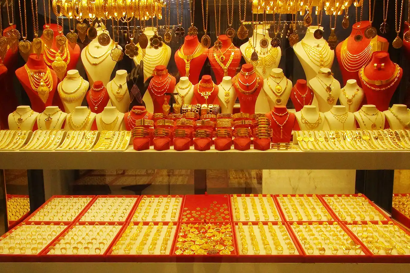 Altın daha da yükselecek mi? Kuyumcular ne diyor? Altın daha da yükselecek mi? Kuyumcular ne diyor?