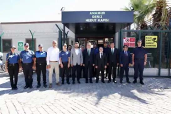 Vali Toros, Deniz Hudut Kapısı'nda incelemelerde bulundu