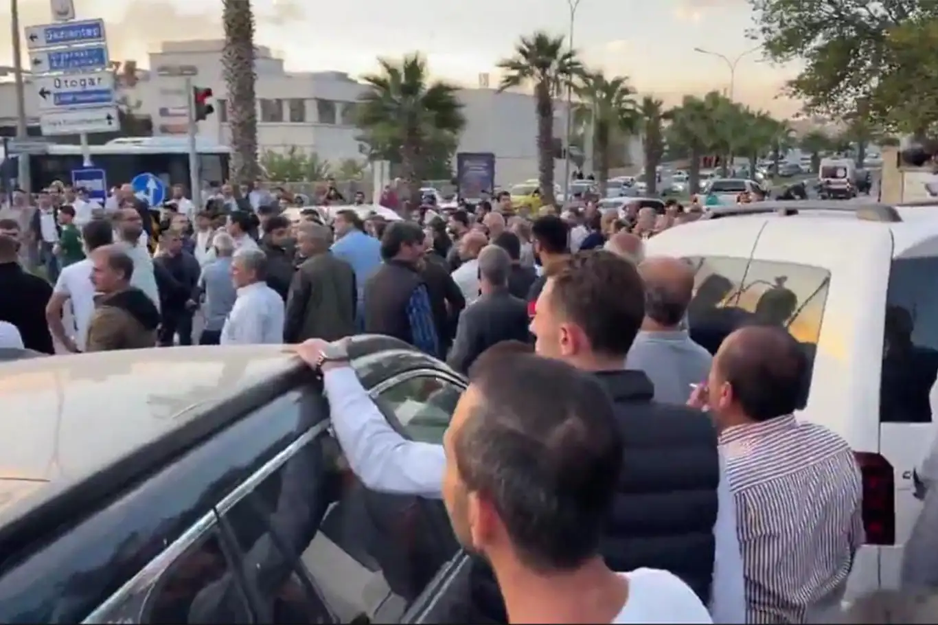 Şanlıurfa Valiliğinden Bediüzzaman Mezarlığı’ndaki olay hakkında açıklama Şanlıurfa Valiliğinden Bediüzzaman Mezarlığı’ndaki olay hakkında açıklama