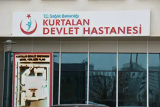 Siirt'te traktör devrildi: 2 yaralı
