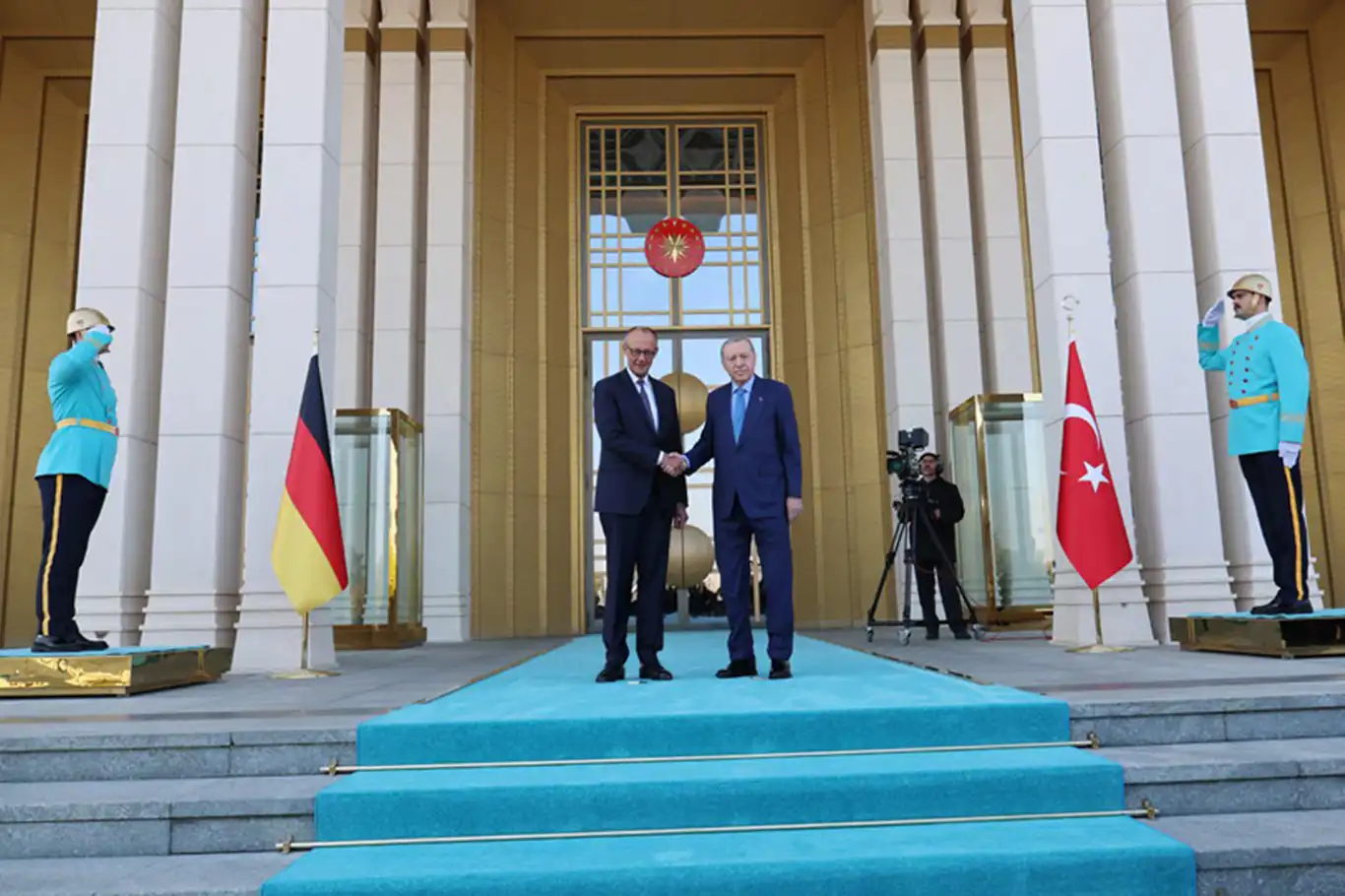 Almanya Başbakanı Merz Cumhurbaşkanlığı Külliyesinde Almanya Başbakanı Merz Cumhurbaşkanlığı Külliyesinde